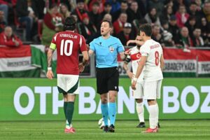 حرب تصريحات بين نجمي ريال مدريد وليفربول
