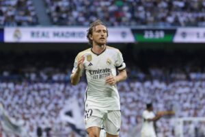 مودريتش لا يفكر في الاعتزال حالياً
