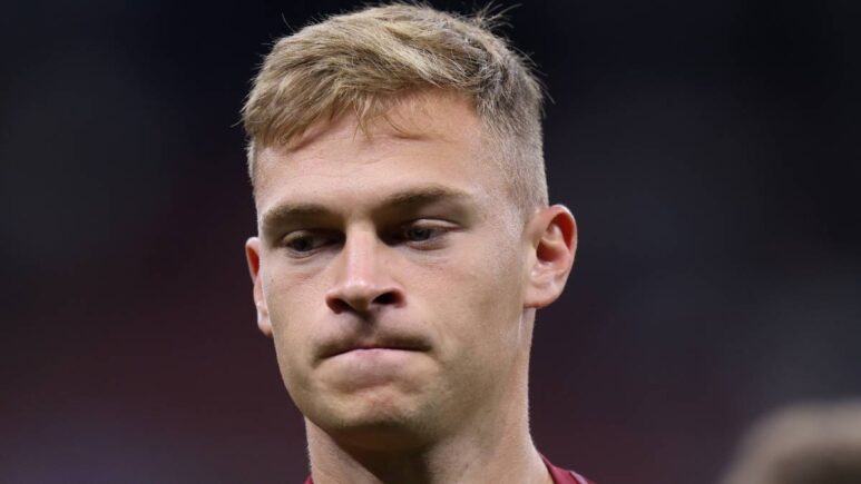 Joshua Kimmich playing football for Bayern Munich