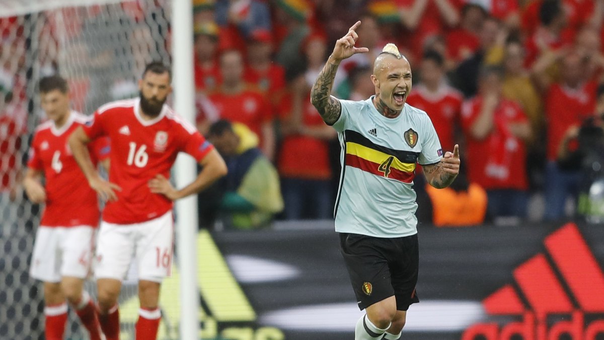 Belgium's Radja Nainggolan celebrates scoring against Wales in the Euro 2016 quarterfinals, Lille, France, July 1, 2016. (AP Photo)