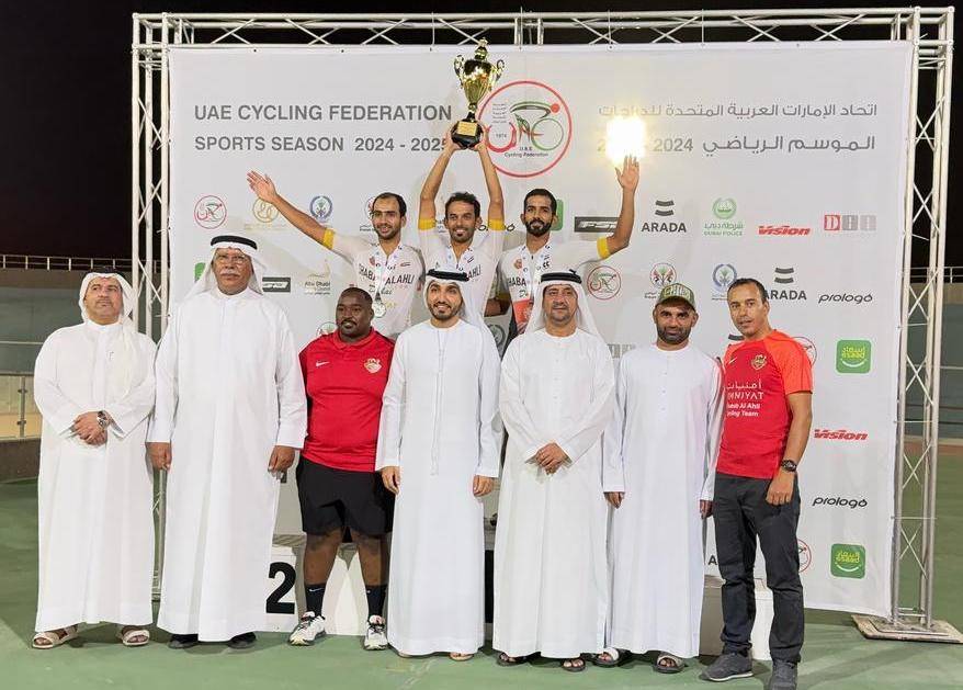 شباب الأهلي والنصر يتوجان ببطولة المضمار للكبار والشباب
